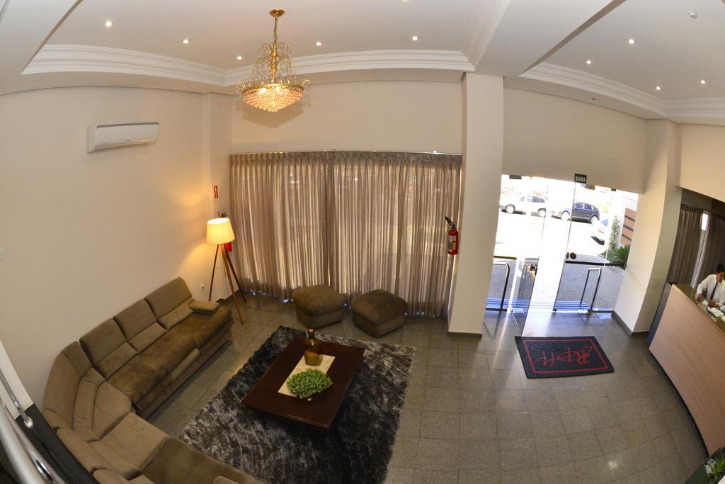 Biazi Plaza Hotel 巴乌鲁 外观 照片